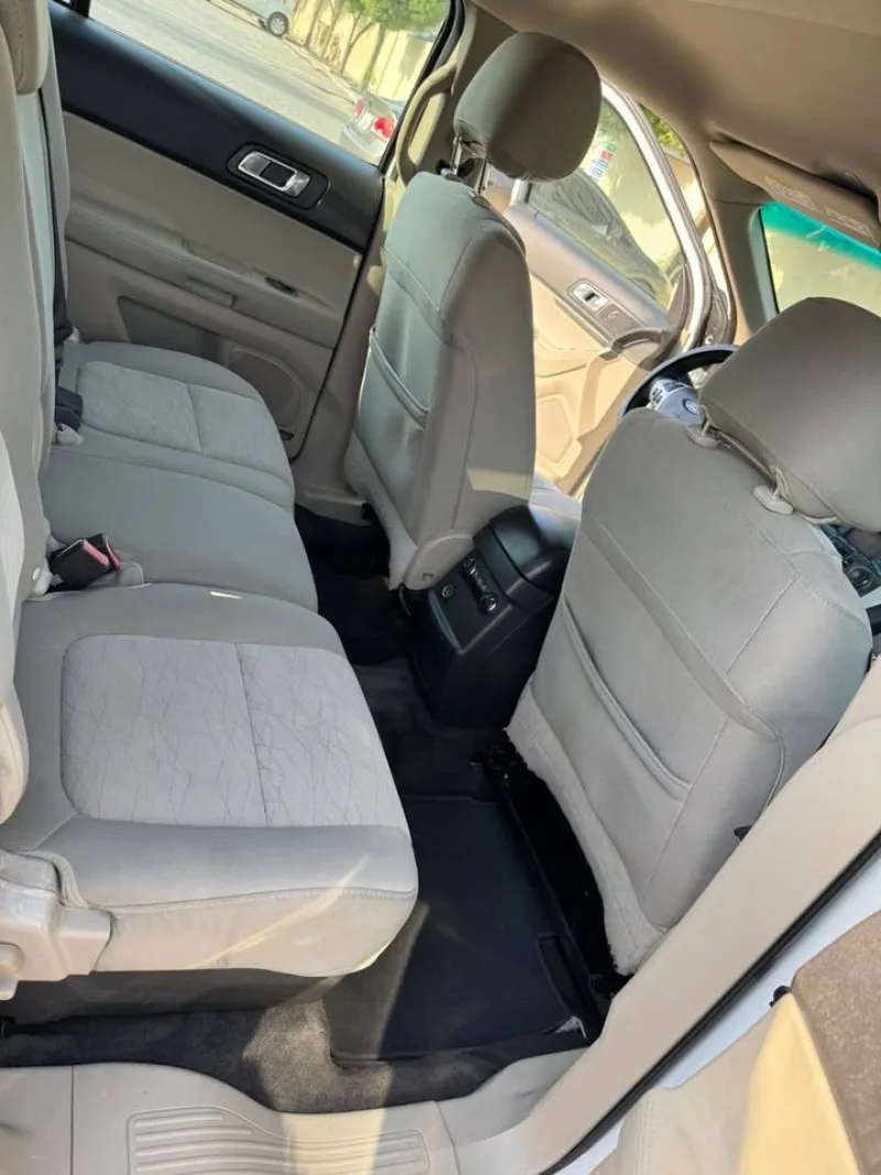 2013 Ford Explorer in Dubai