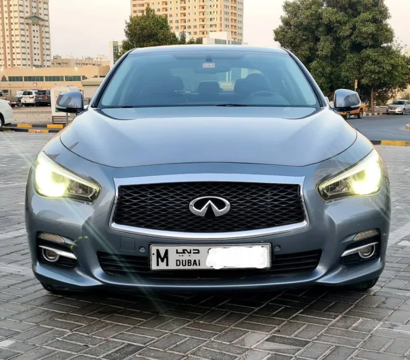 2015 Infiniti Q50 in Dubai