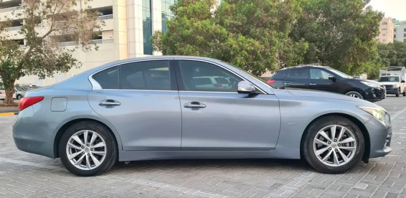 2015 Infiniti Q50 in Dubai