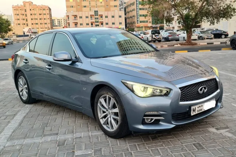 2015 Infiniti Q50 in Dubai