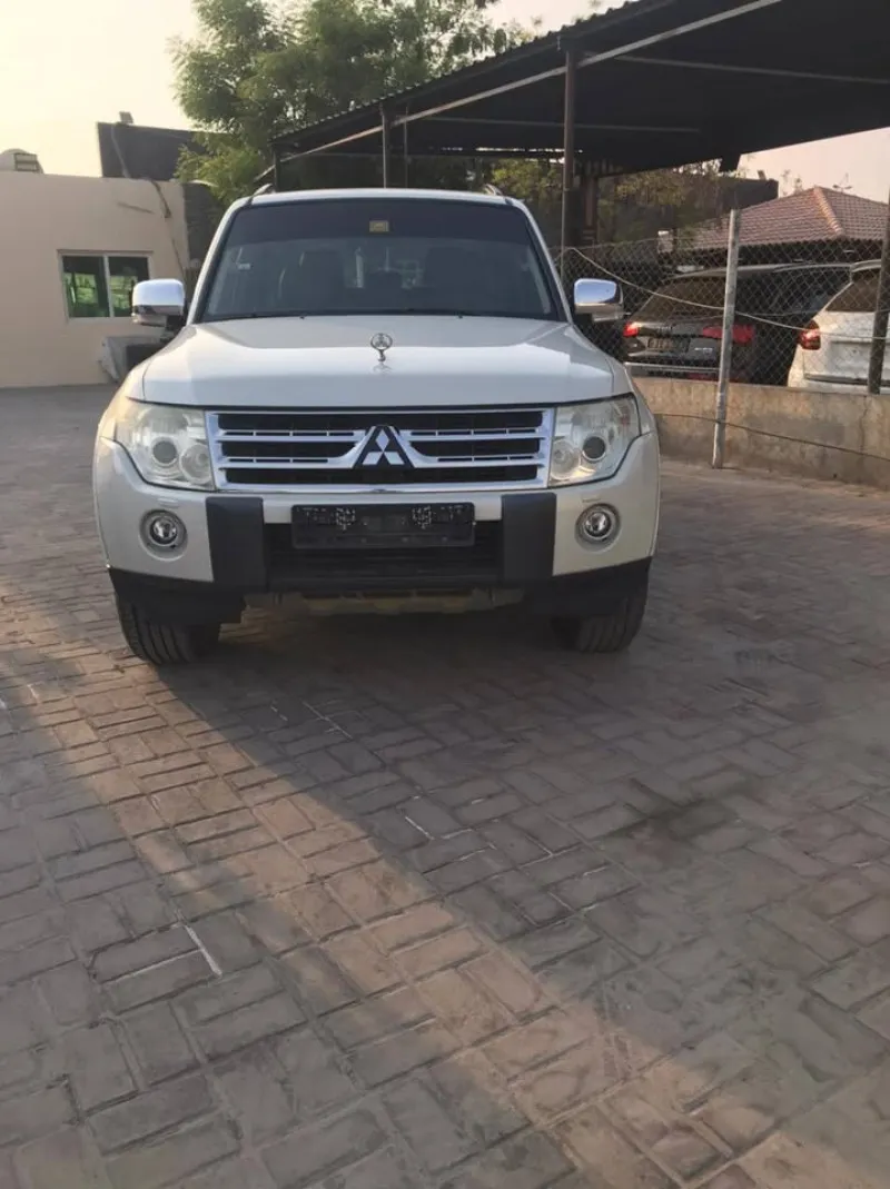 2008 ميتسوبيشي باجيرو in Dubai