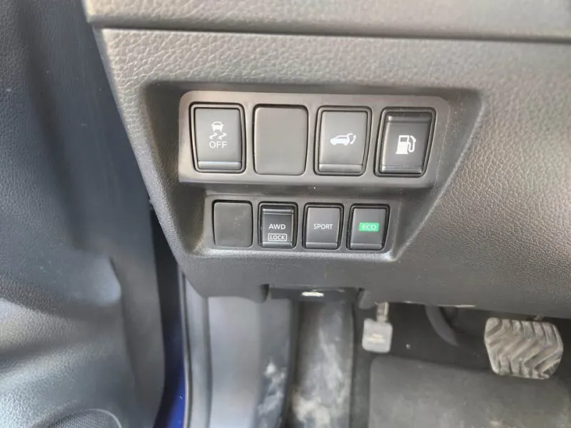 2018 Nissan Rogue in Dubai