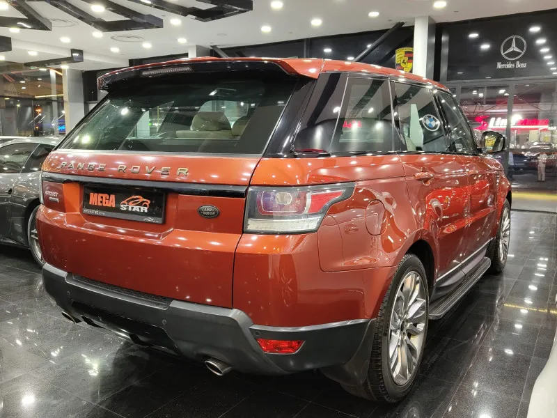 2014 Land Rover Range Rover Sport in Dubai
