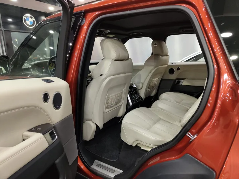 2014 Land Rover Range Rover Sport in Dubai