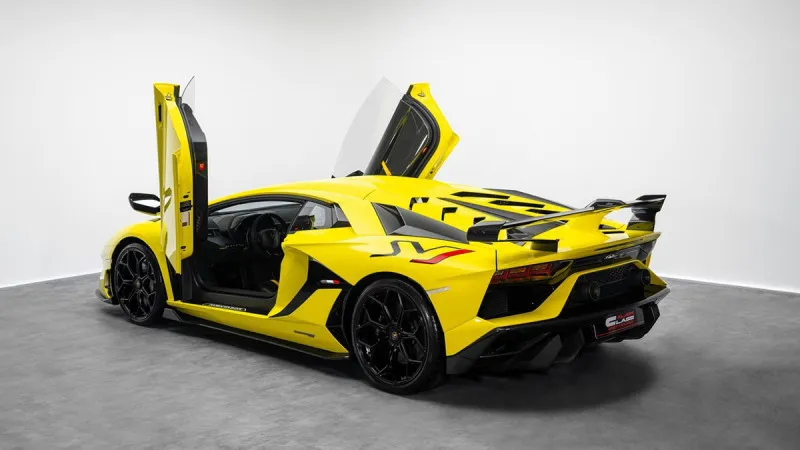 2020 لامبورجيني أفندايتر in Dubai