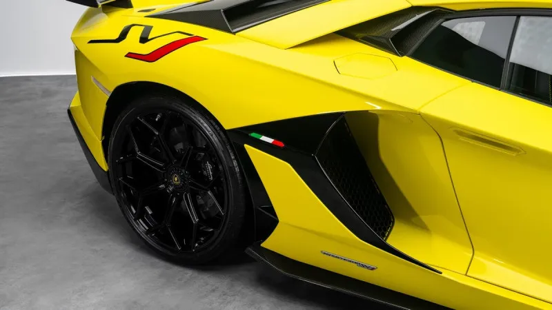 2020 لامبورجيني أفندايتر in Dubai