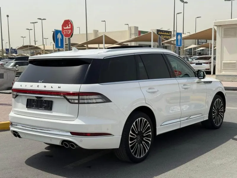 2022 Lincoln Navigator in Dubai