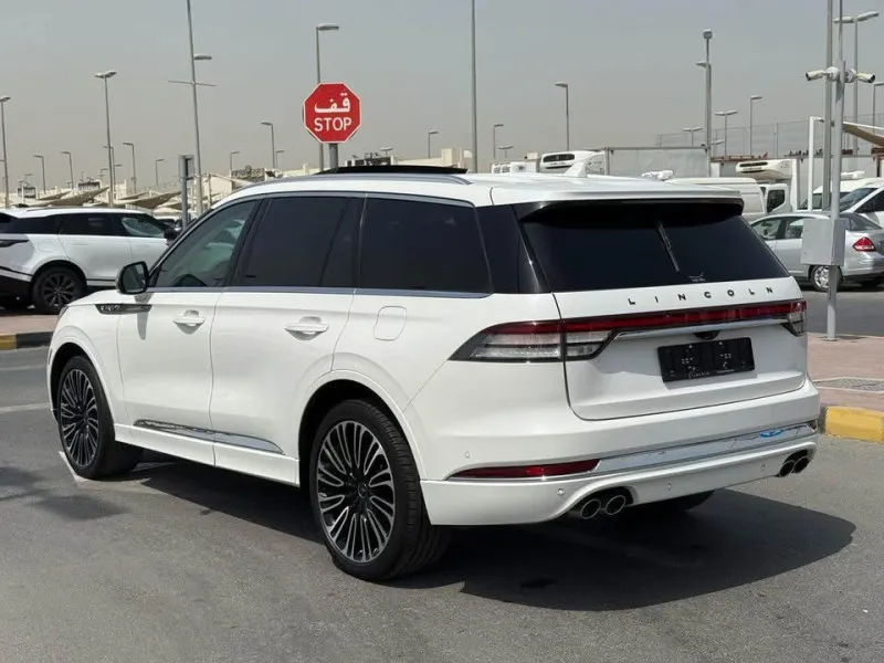 2022 Lincoln Navigator in Dubai