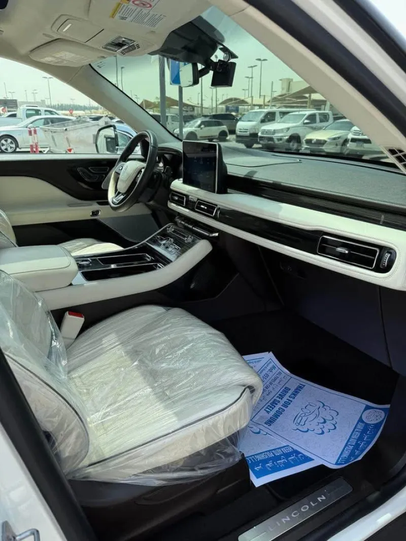 2022 Lincoln Navigator in Dubai