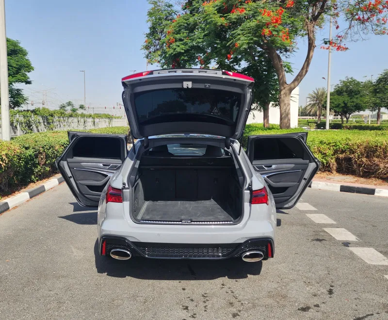 2025 Audi RS6 in Dubai