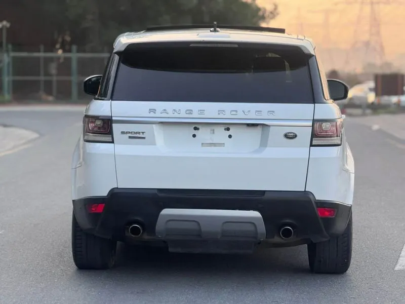 2016 Land Rover Range Rover Sport in Dubai