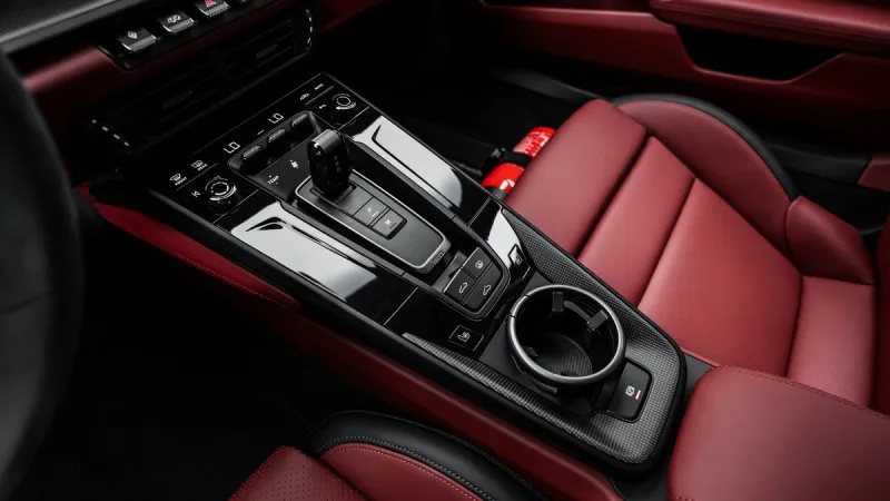 2025 Porsche 911 Carrera in Dubai