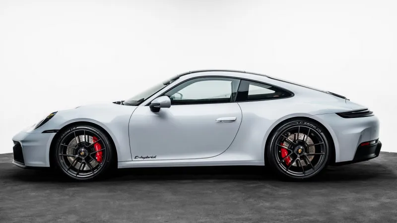 2025 Porsche 911 Carrera in Dubai