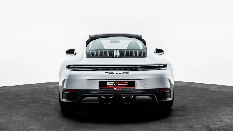 2025 Porsche 911 Carrera in Dubai