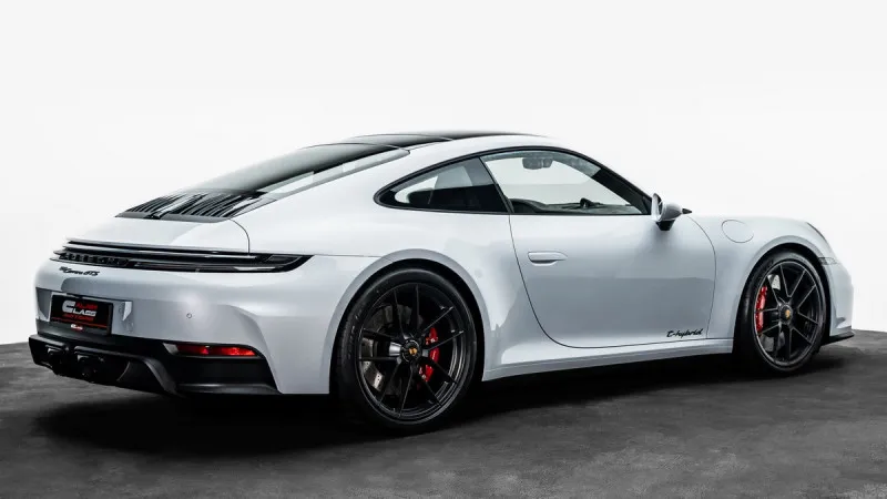 2025 Porsche 911 Carrera in Dubai