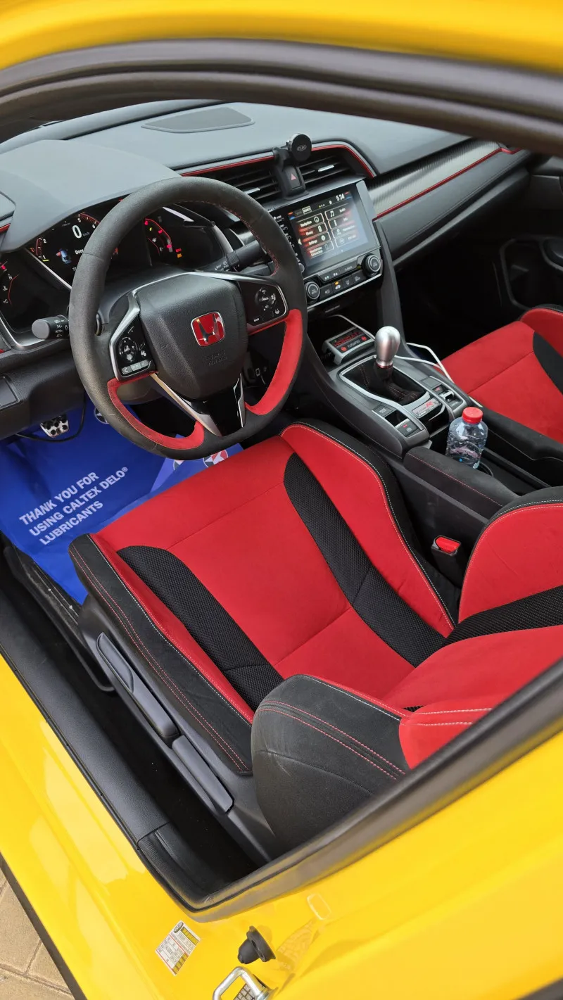 2021 Honda Civic Type R in Dubai