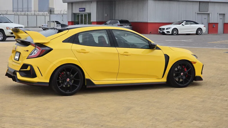 2021 Honda Civic Type R in Dubai