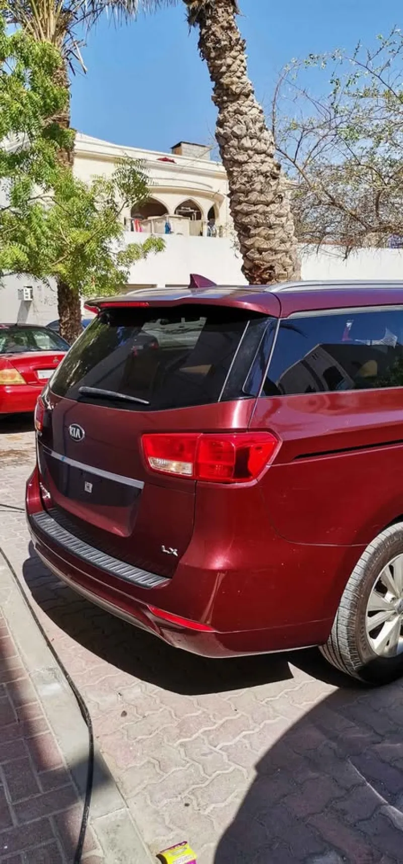 2016 Kia Sedona in Dubai