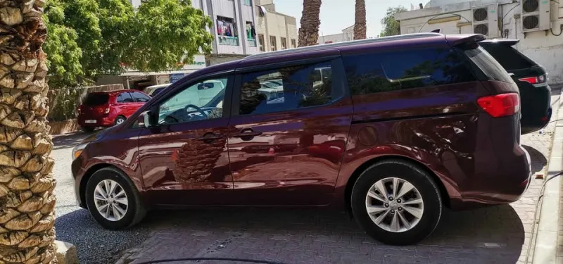 2016 Kia Sedona in Dubai