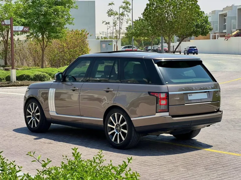 2016 لاند روفر رينج روفر in Dubai