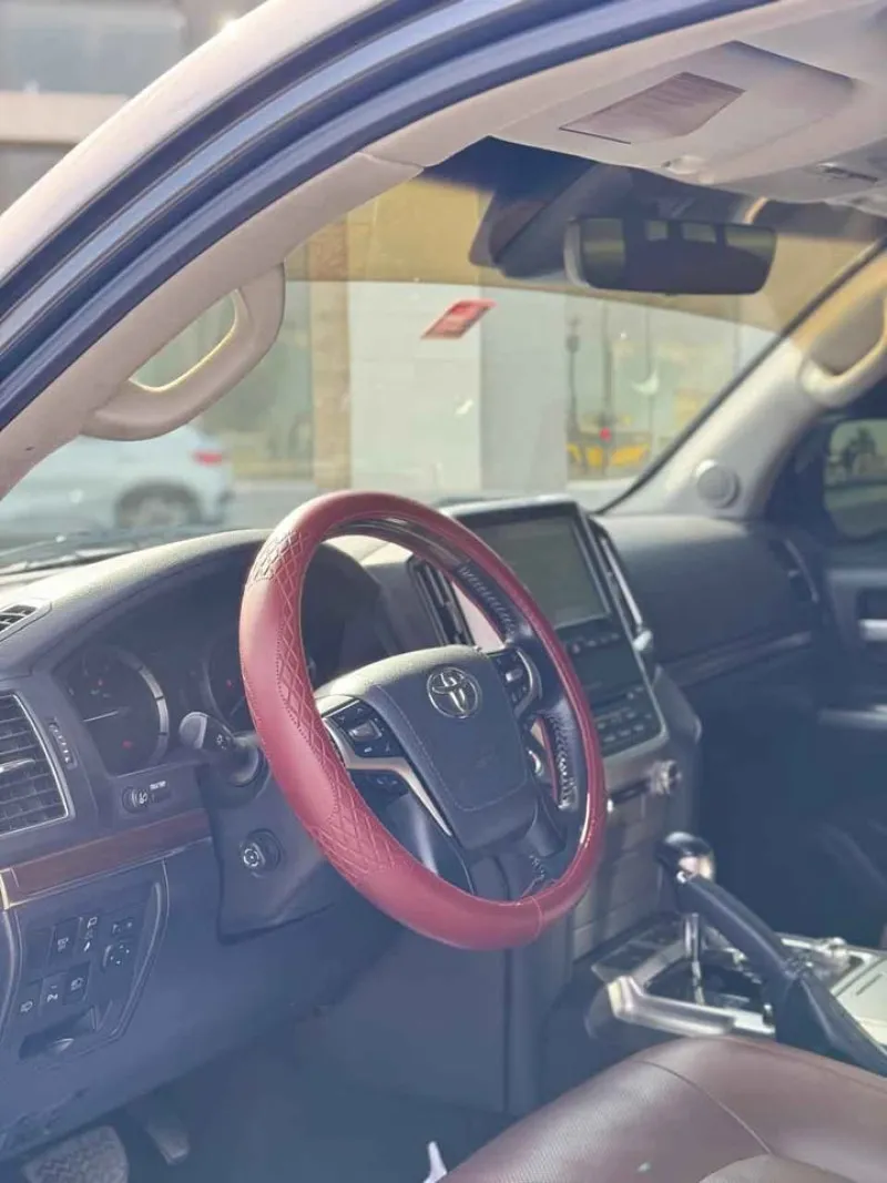 2018 Toyota Land Cruiser in Dubai