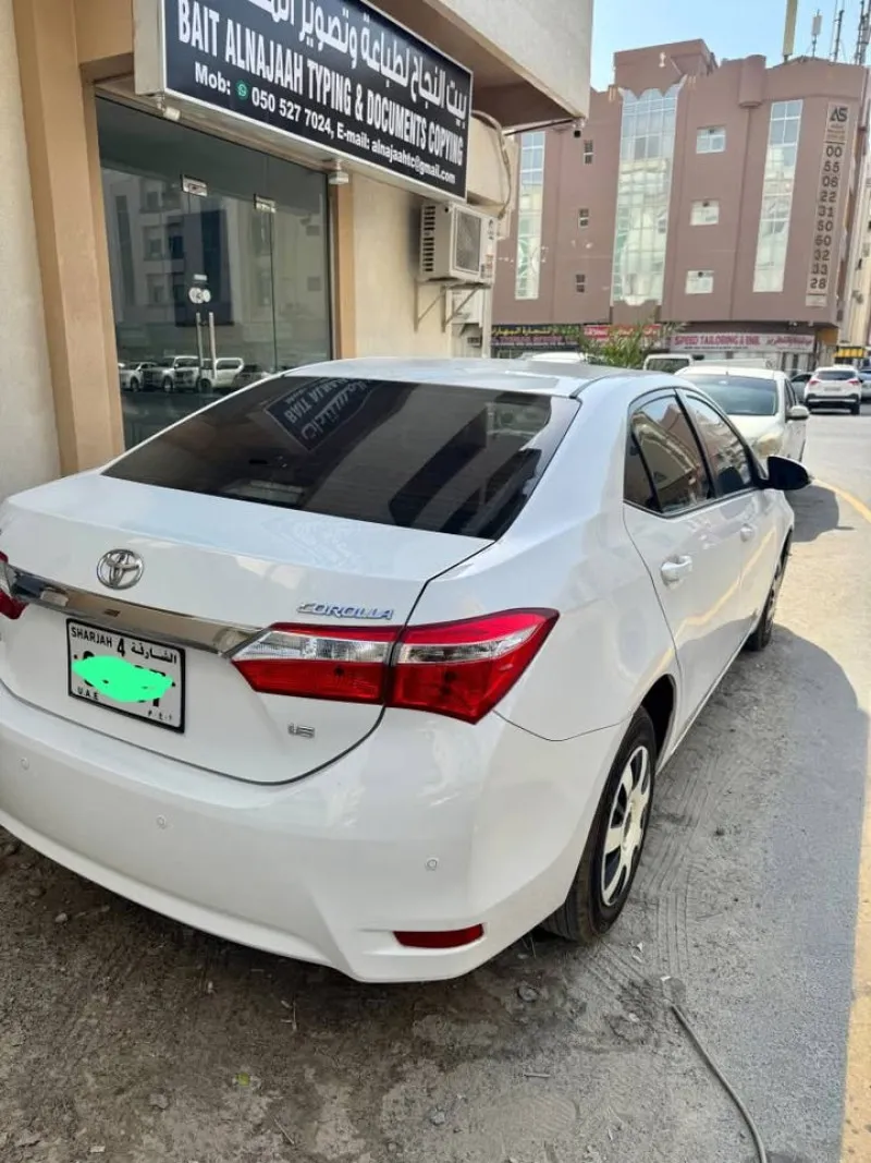 2016 تويوتا كورولا in Dubai