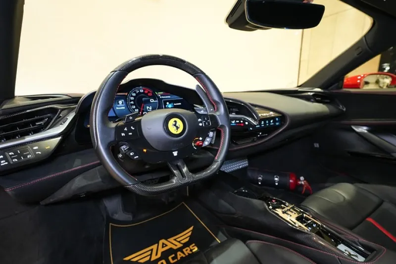 2021 فيراري اسف اف 90 in Dubai