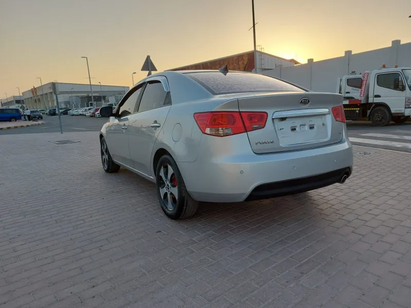 2009 Kia Forte in Dubai