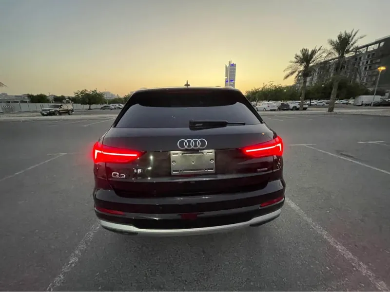 2022 اودي كيو٣ in Dubai