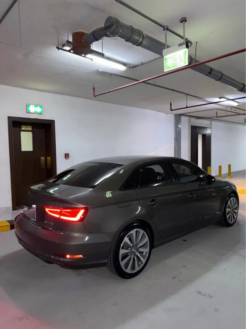 2015 اودي آي ٣ in Dubai