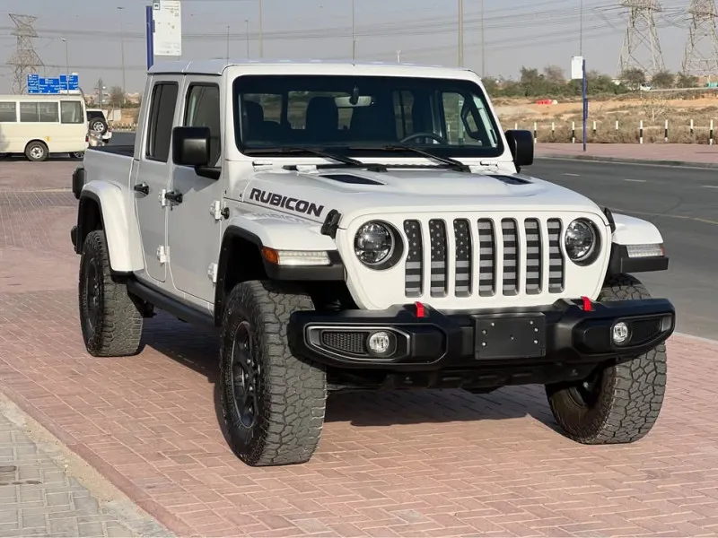 2023 جييب جلاديتير in Dubai