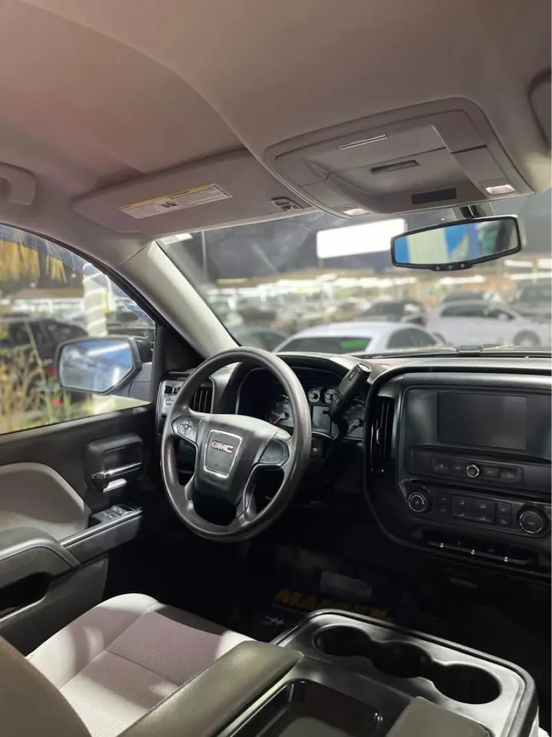 2016 GMC Sierra in Dubai