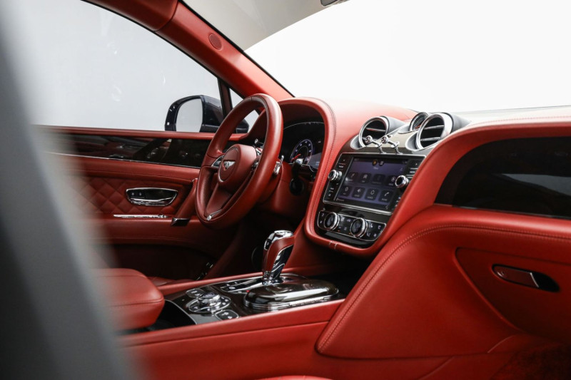 2017 Bentley Bentayga in dubai