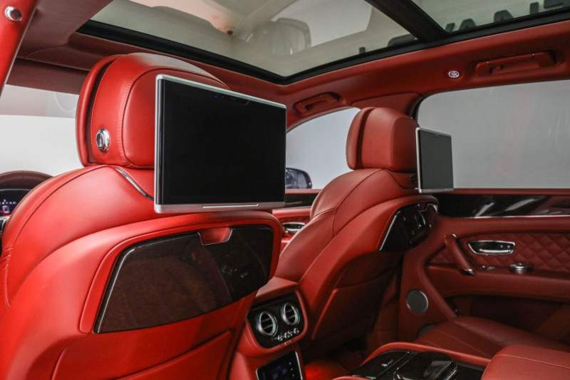 2017 Bentley Bentayga in dubai