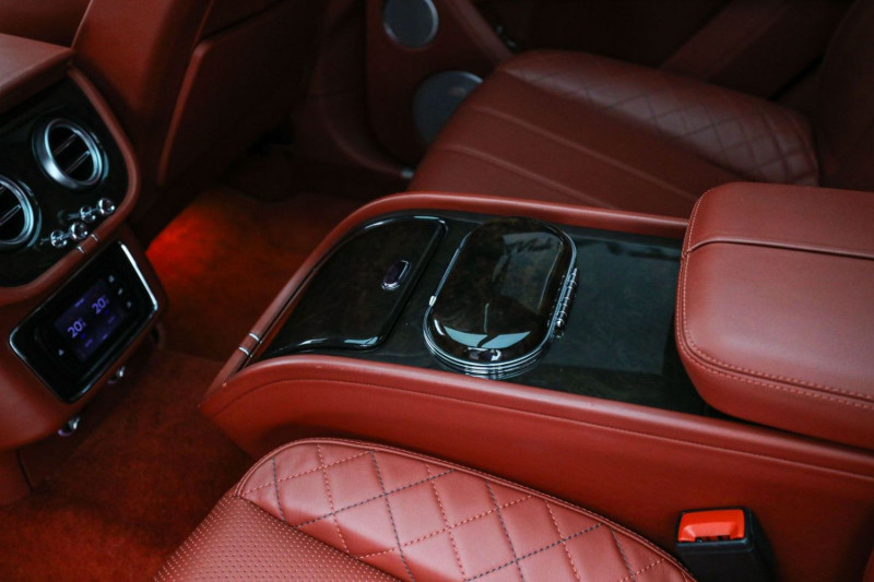 2017 Bentley Bentayga in dubai