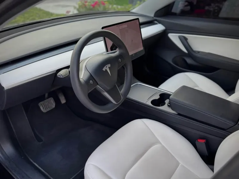 2021 Tesla MODEL 3 in Dubai