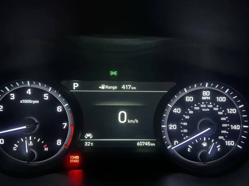 2019 جينيسس جي ٨٠ in Dubai
