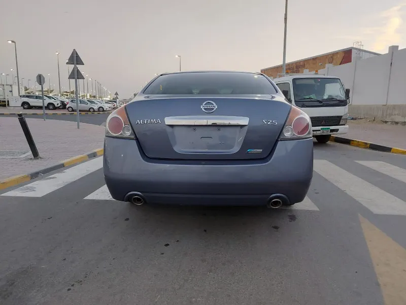2012 Nissan Altima in Dubai