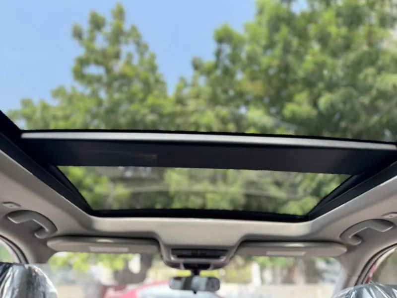 2022 Nissan Rogue in Dubai