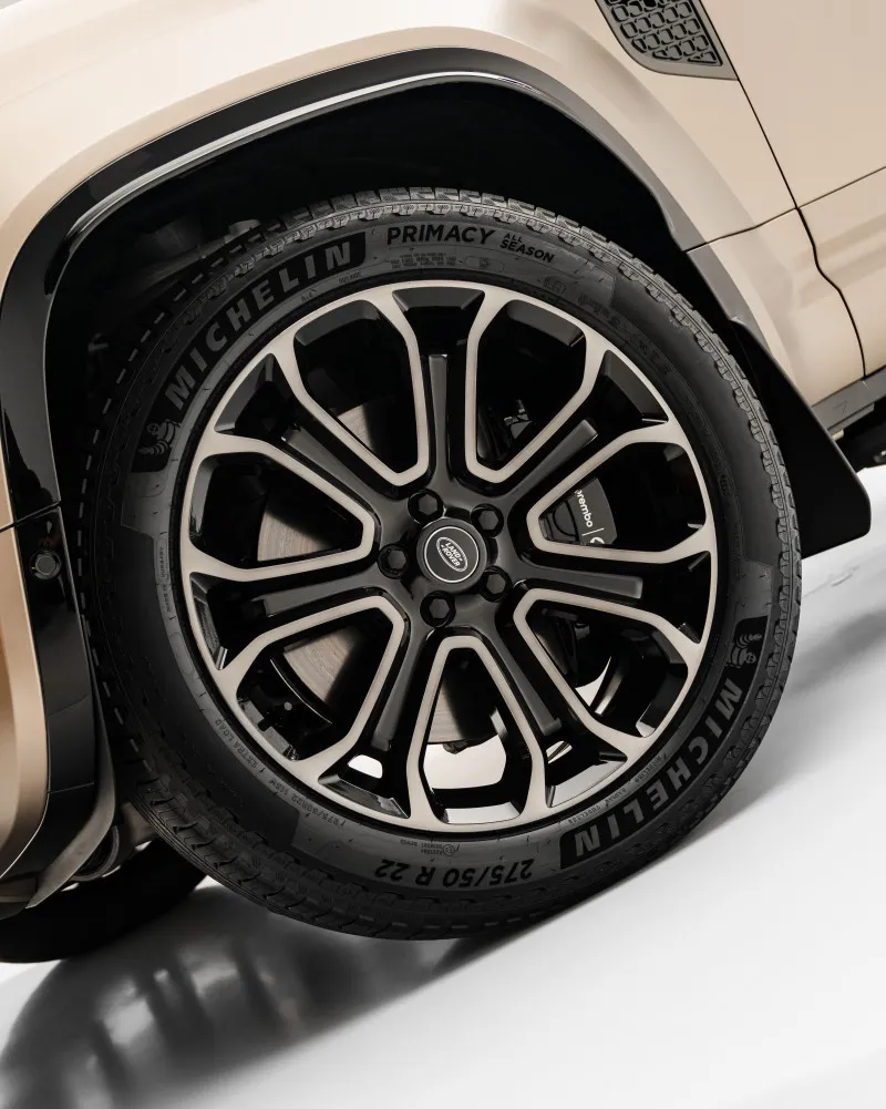 2025 Land Rover Defender in Dubai