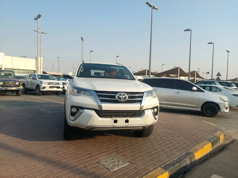 2020 تويوتا فورتشنر in Dubai
