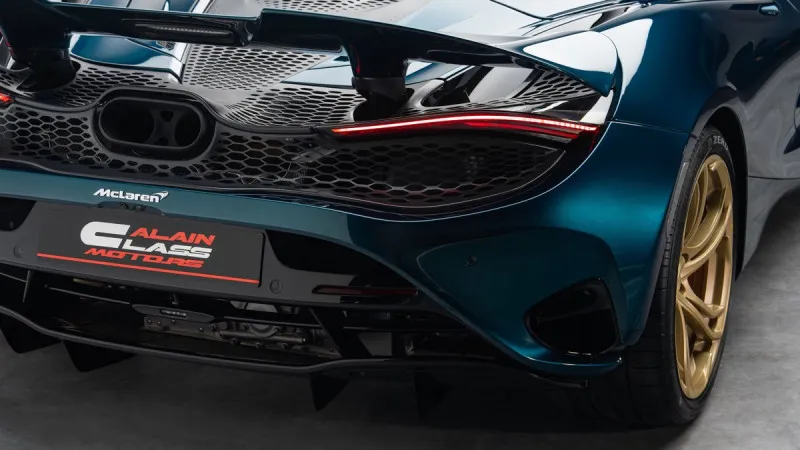 2024 McLaren 750S in Dubai