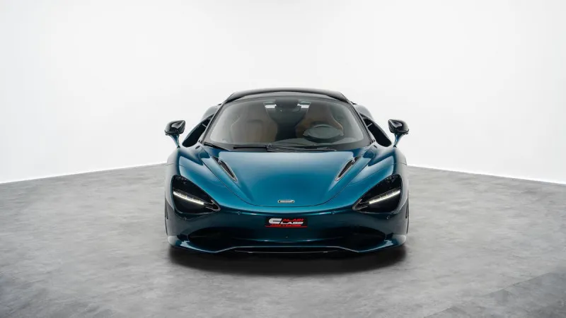 2024 McLaren 750S in Dubai