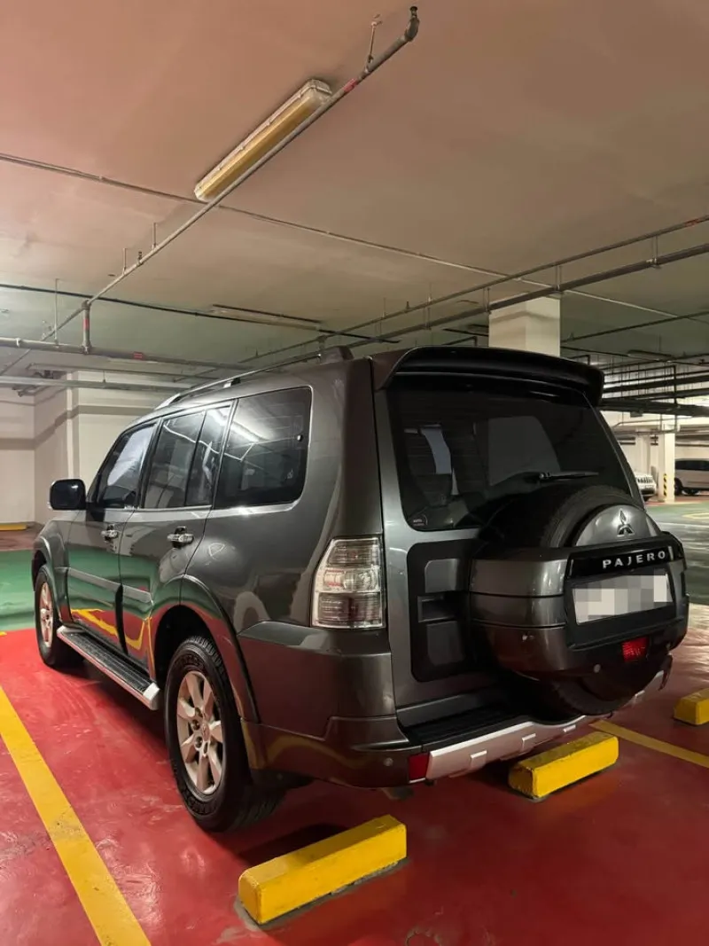 2012 Mitsubishi Pajero in Dubai