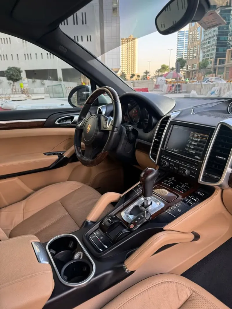 2014 Porsche Cayenne in Dubai