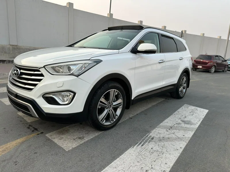 2015 Hyundai Santa Fe in Dubai