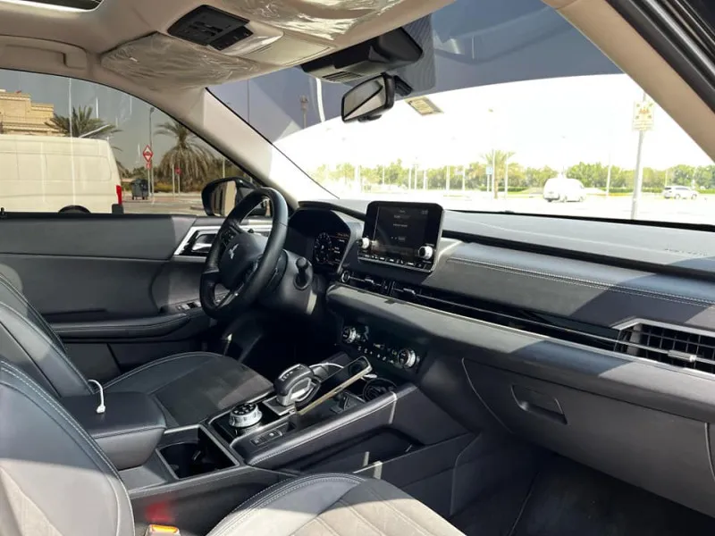 2024 Mitsubishi Outlander in Dubai