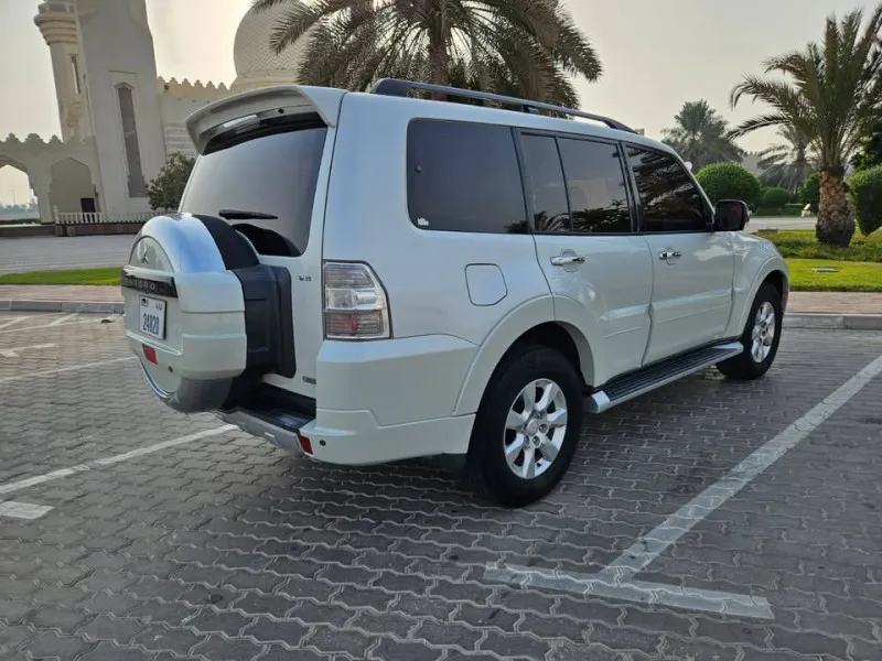 2014 Mitsubishi Pajero in Dubai