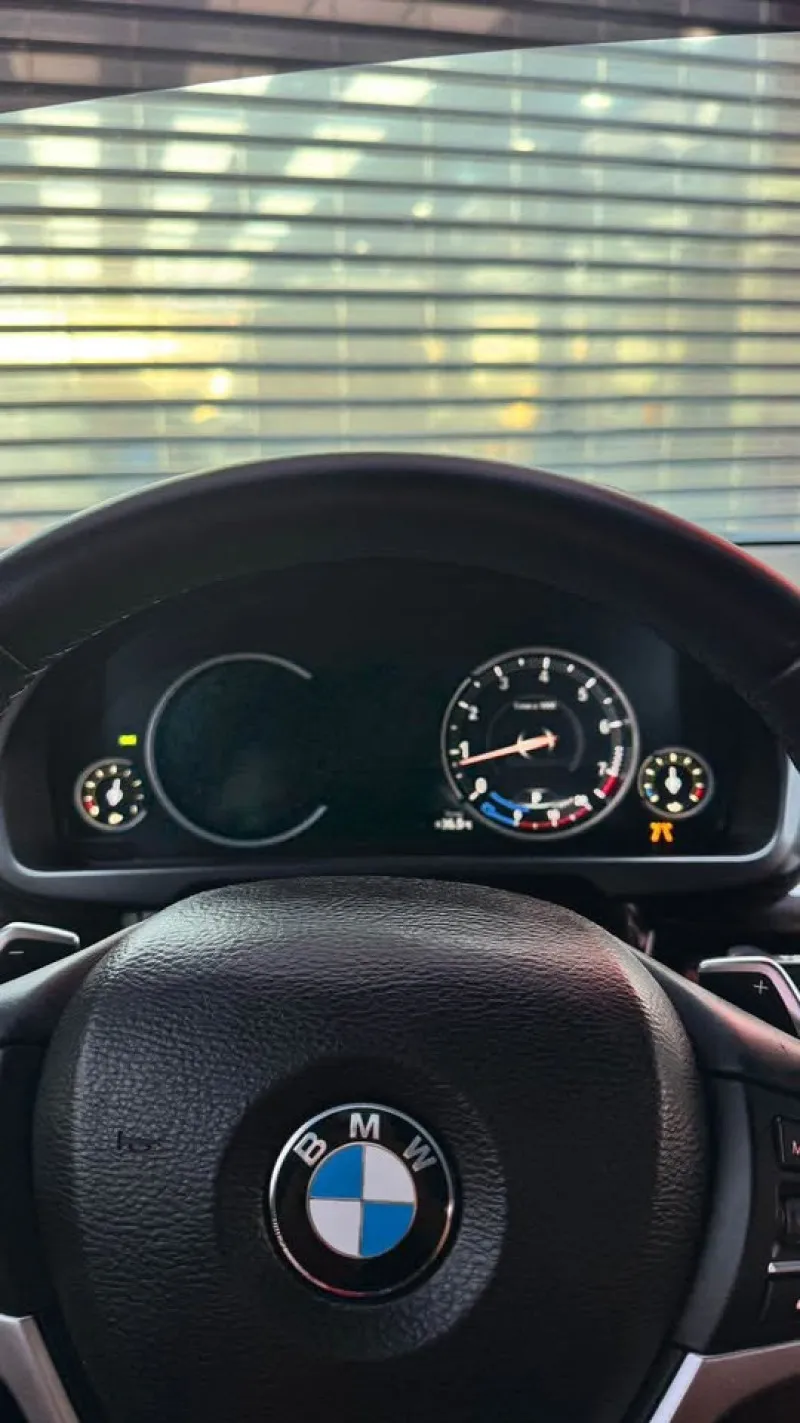 2015 BMW X6 in Dubai