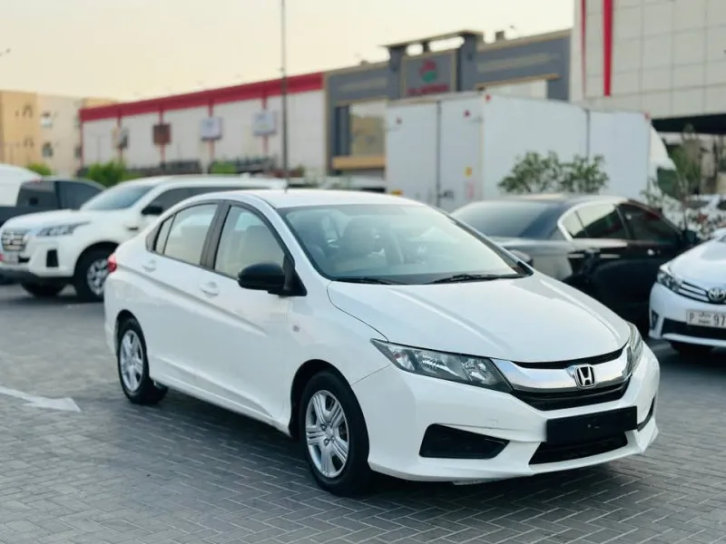 2014 هوندا سيتي in Dubai